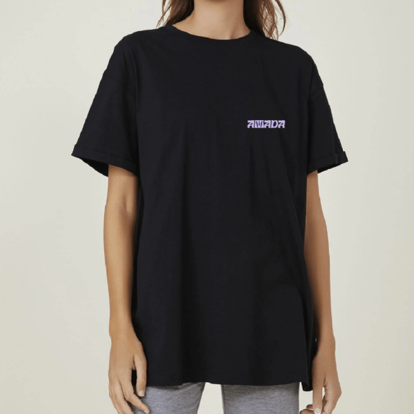 Polera Amada Diseño Mundo Negra Oversize - Imagen 2